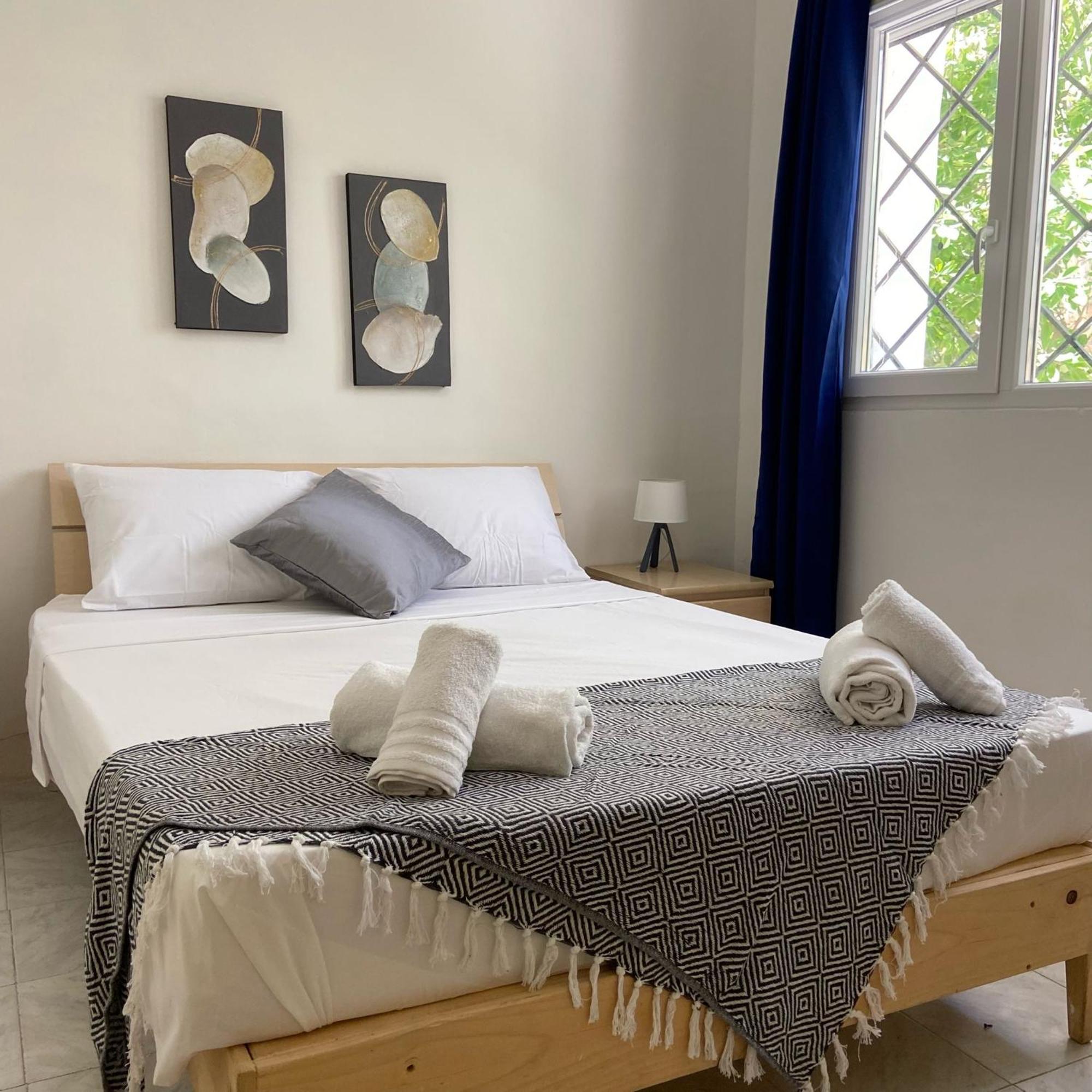 Bright And Airy Room, Shared Bathroom, St Julians Alloggio in famiglia San Giuliano